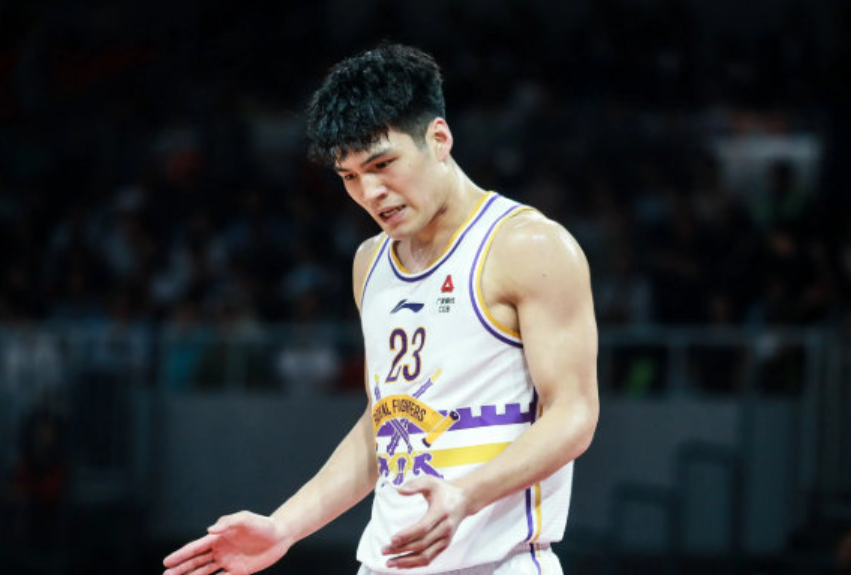 CBA三方交易太复杂!北控得超千万合同,广东欲送陈国豪得焦泊乔